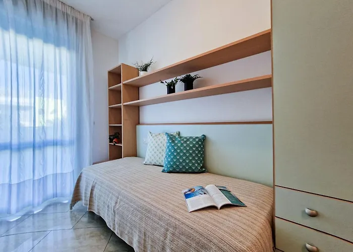 Modern Beachside Flat-beahost Bibione