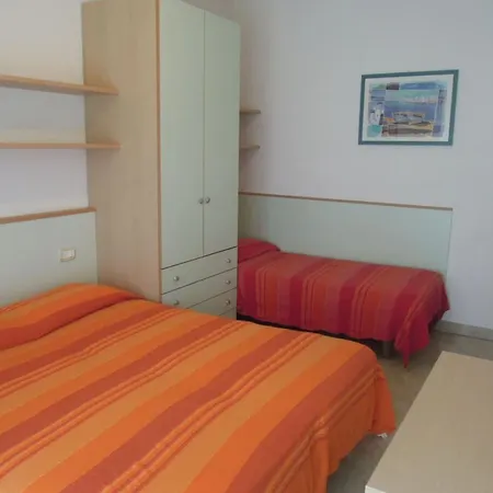 아파트 Modern Beachside Flat-beahost