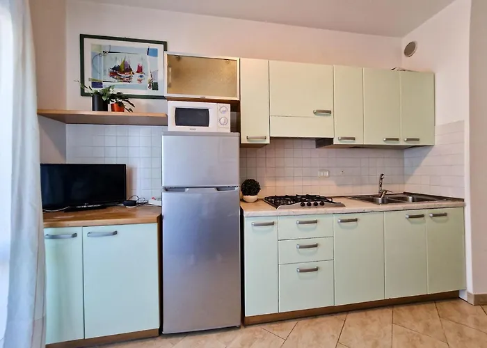 Modern Beachside Flat-beahost Daire *